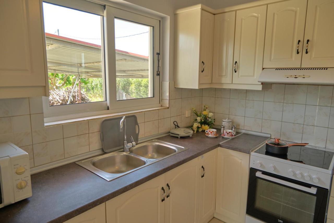Morfis Getaway Apartment Kalpaki  Bagian luar foto
